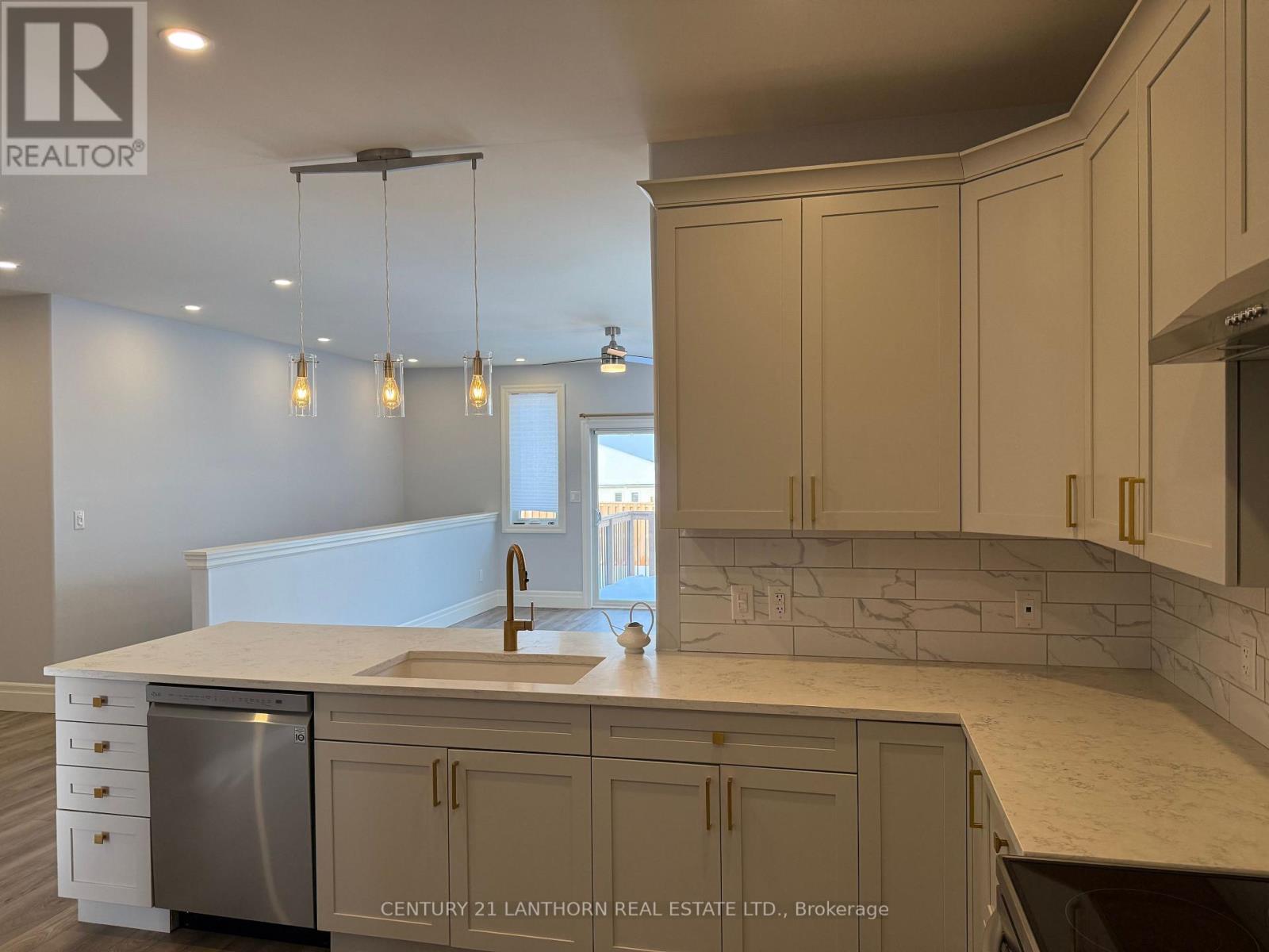 15 Allen Street, Prince Edward County, Ontario  K0K 2T0 - Photo 6 - X12681910