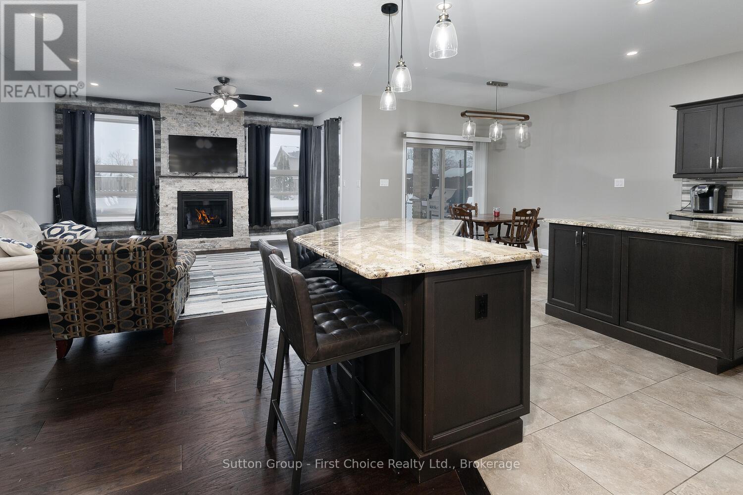 70 Kenton Street, West Perth (Mitchell), Ontario  N0K 1N0 - Photo 9 - X12681876