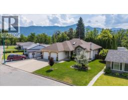 1040 Regan Crescent, trail, British Columbia