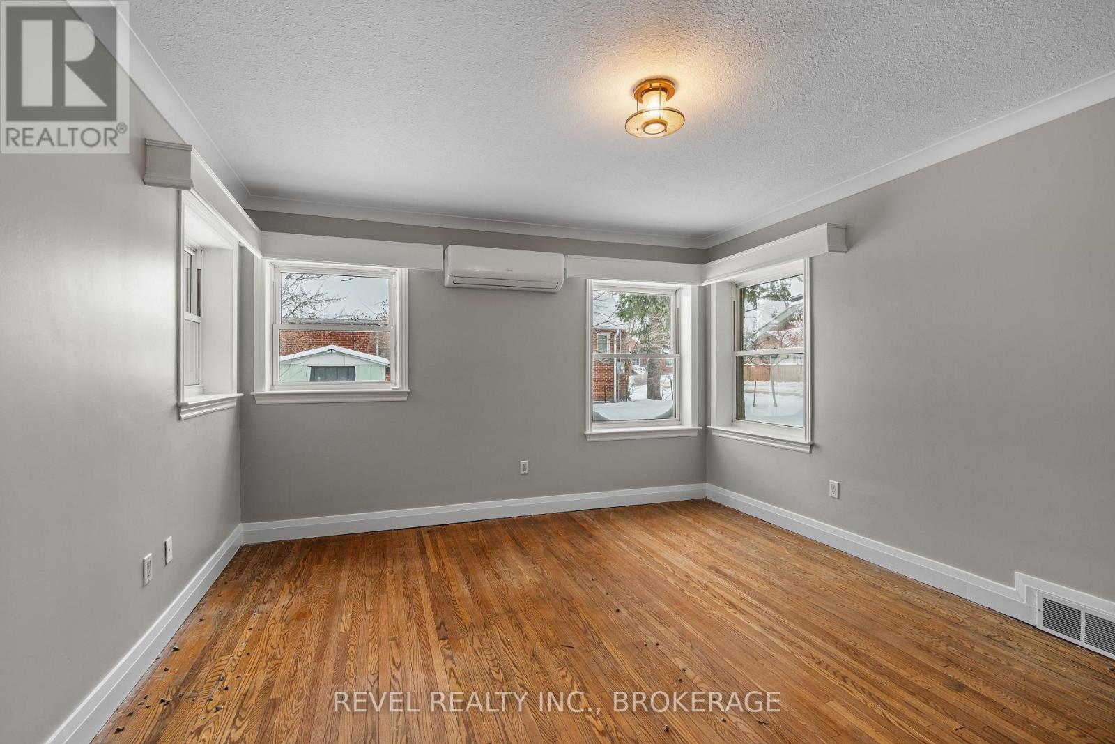 235 Park Street, Kingston, Ontario  K7L 1K4 - Photo 15 - X12681784