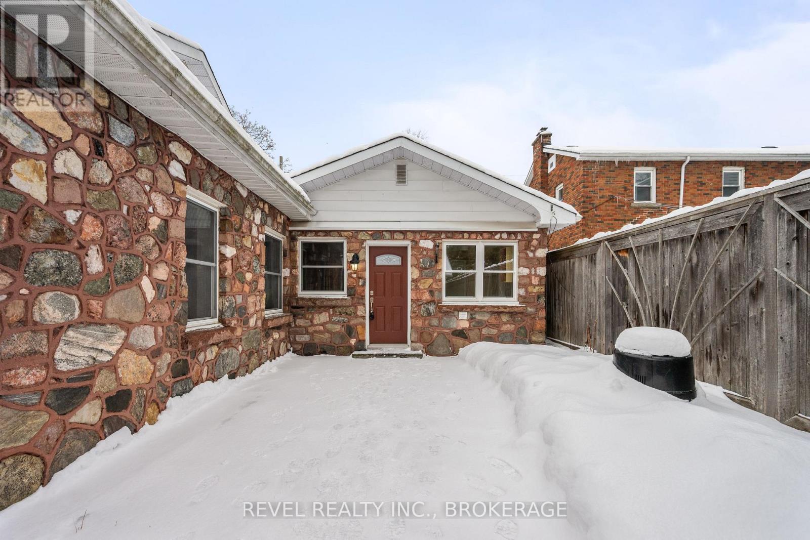 235 Park Street, Kingston, Ontario  K7L 1K4 - Photo 25 - X12681784