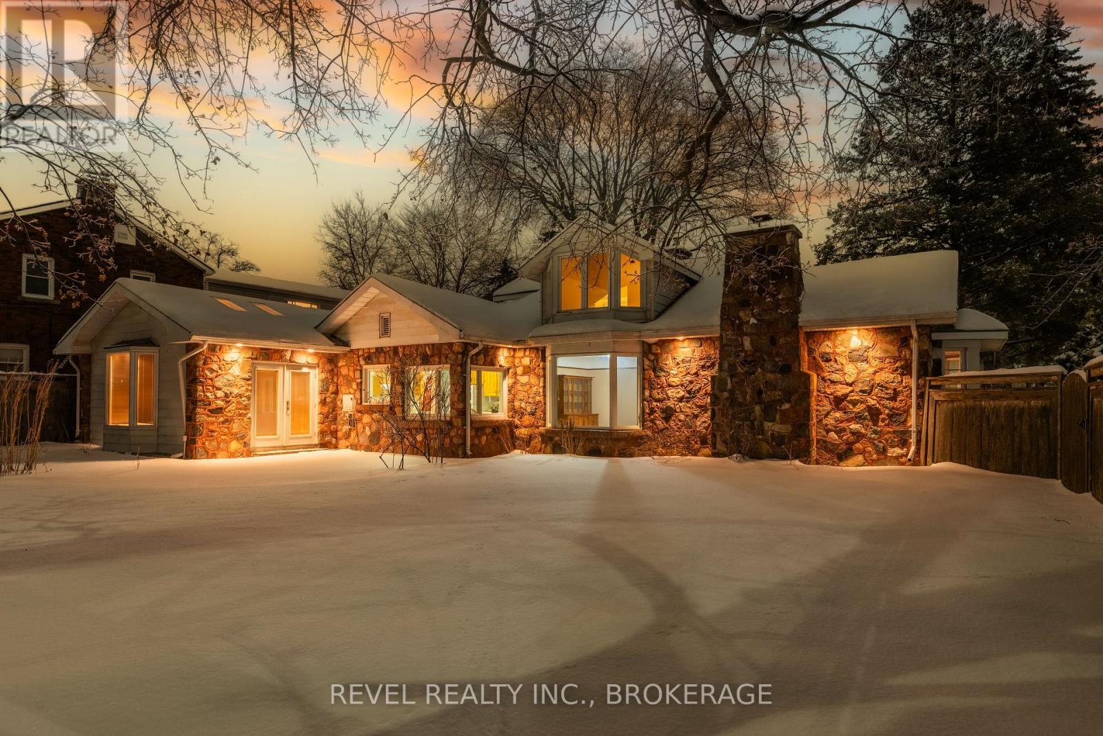 235 Park Street, Kingston, Ontario  K7L 1K4 - Photo 32 - X12681784