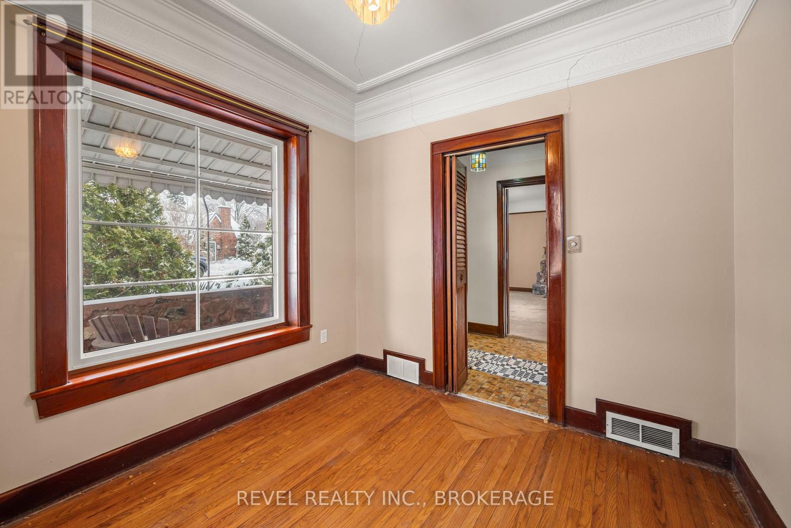 235 Park Street, Kingston, Ontario  K7L 1K4 - Photo 5 - X12681784