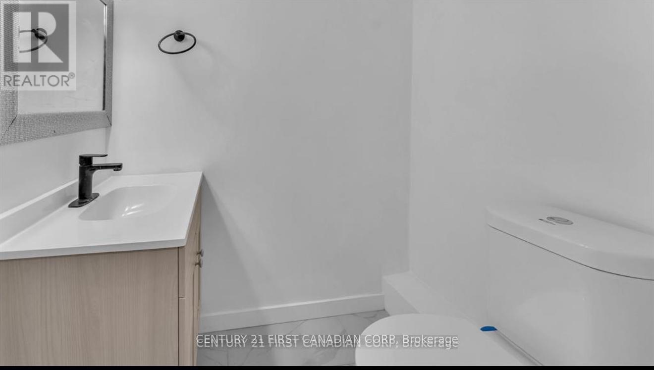 413 Main St Street S, South Huron, Ontario  N0M 1S2 - Photo 5 - X12681904