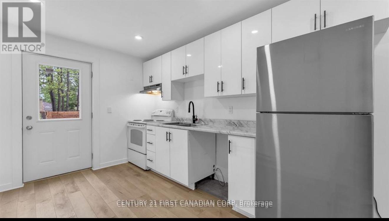 413 Main St Street S, South Huron, Ontario  N0M 1S2 - Photo 8 - X12681904