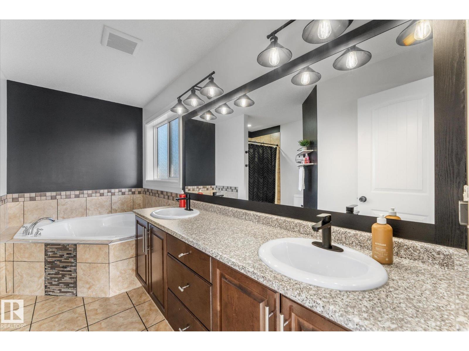 4 Mclean Bn, Leduc, Alberta  T9E 0P2 - Photo 33 - E4469581