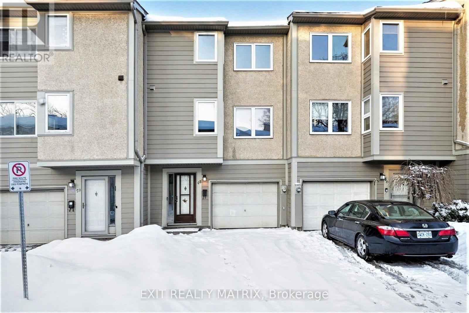 48 Peary Way, Ottawa, Ontario  K2L 1Z8 - Photo 1 - X12681832