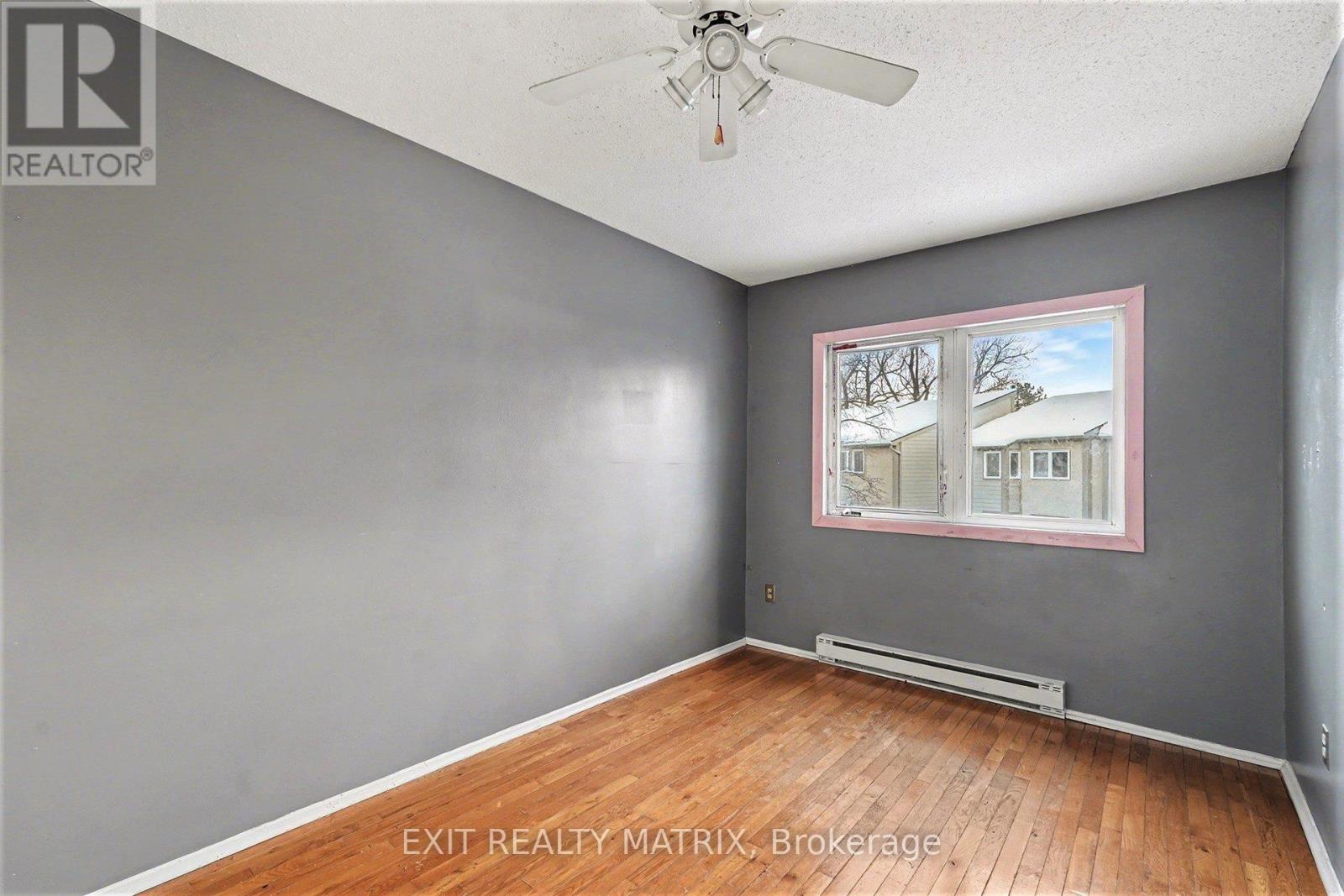 48 Peary Way, Ottawa, Ontario  K2L 1Z8 - Photo 14 - X12681832