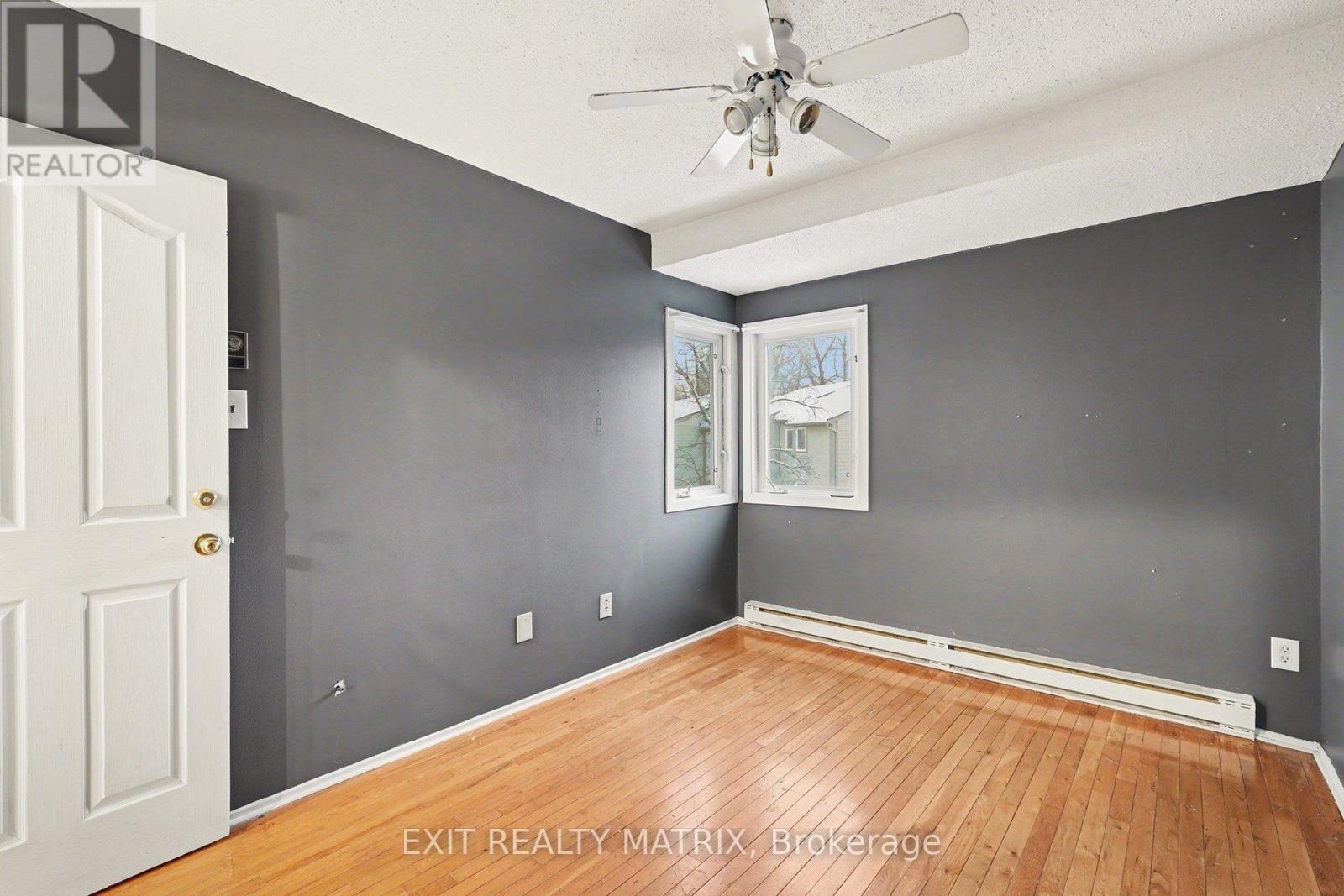 48 Peary Way, Ottawa, Ontario  K2L 1Z8 - Photo 15 - X12681832