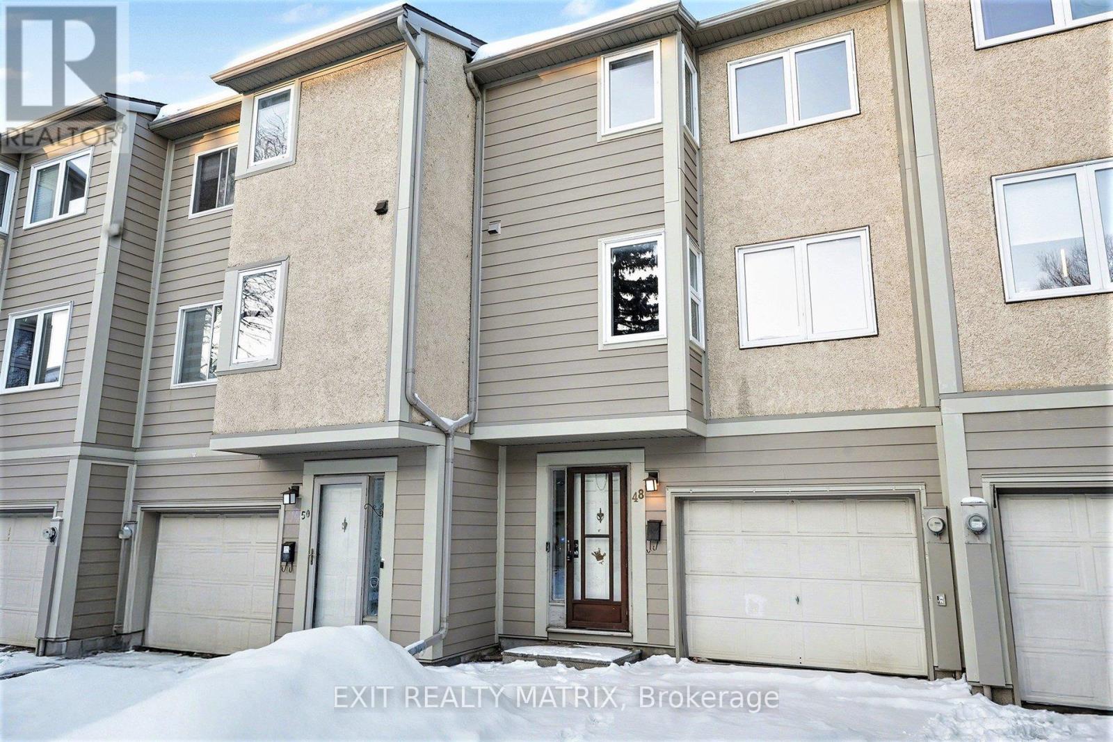 48 Peary Way, Ottawa, Ontario  K2L 1Z8 - Photo 2 - X12681832