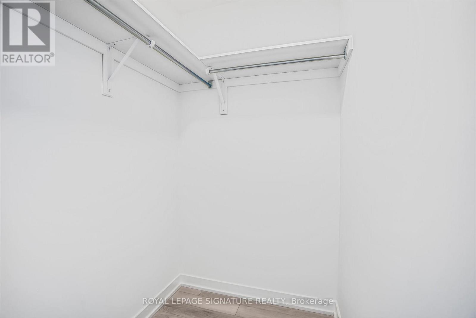 B510 - 3071 Trafalgar Road, Oakville, Ontario  L6H 8C6 - Photo 43 - W12679944