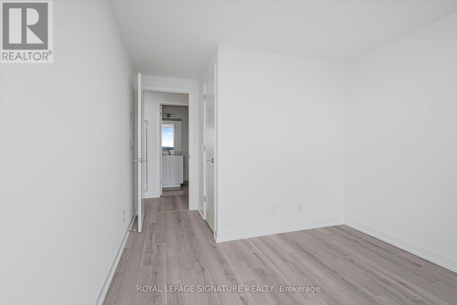 B510 - 3071 Trafalgar Road, Oakville, Ontario  L6H 8C6 - Photo 42 - W12679944