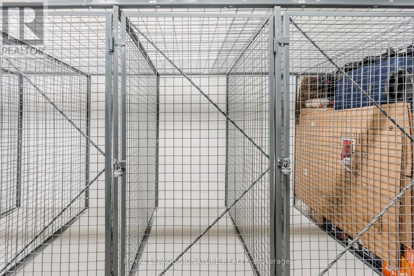 B510 - 3071 Trafalgar Road, Oakville, Ontario  L6H 8C6 - Photo 49 - W12679944