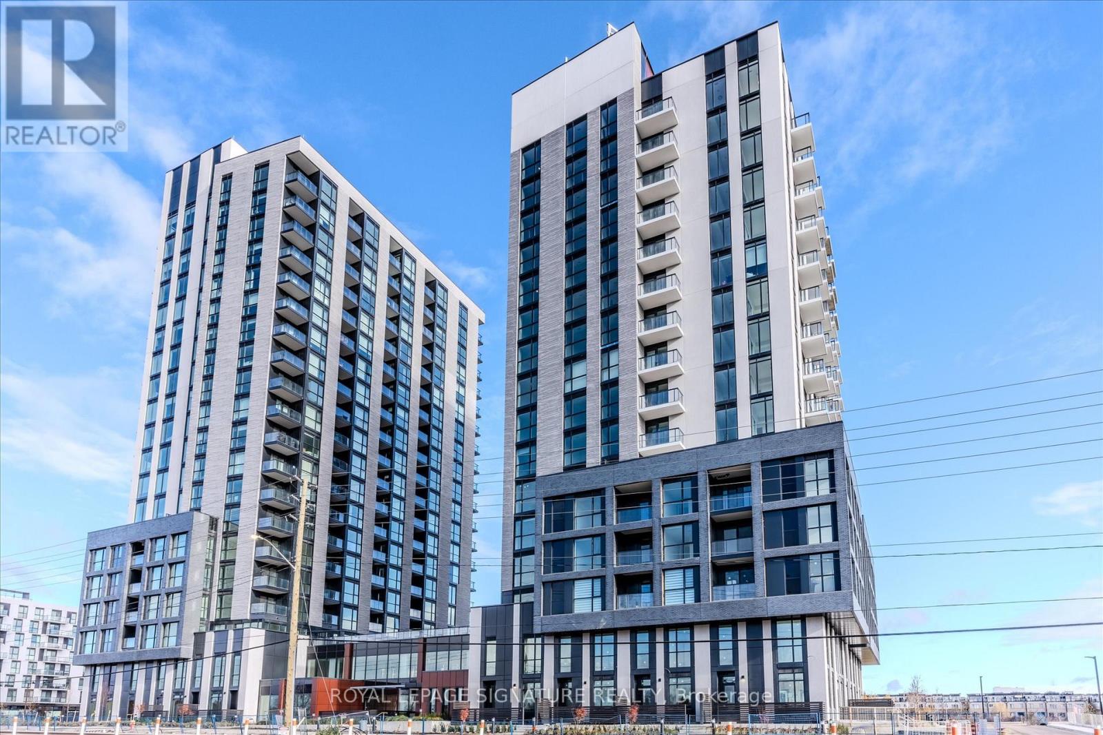 B510 - 3071 Trafalgar Road, Oakville, Ontario  L6H 8C6 - Photo 4 - W12679944