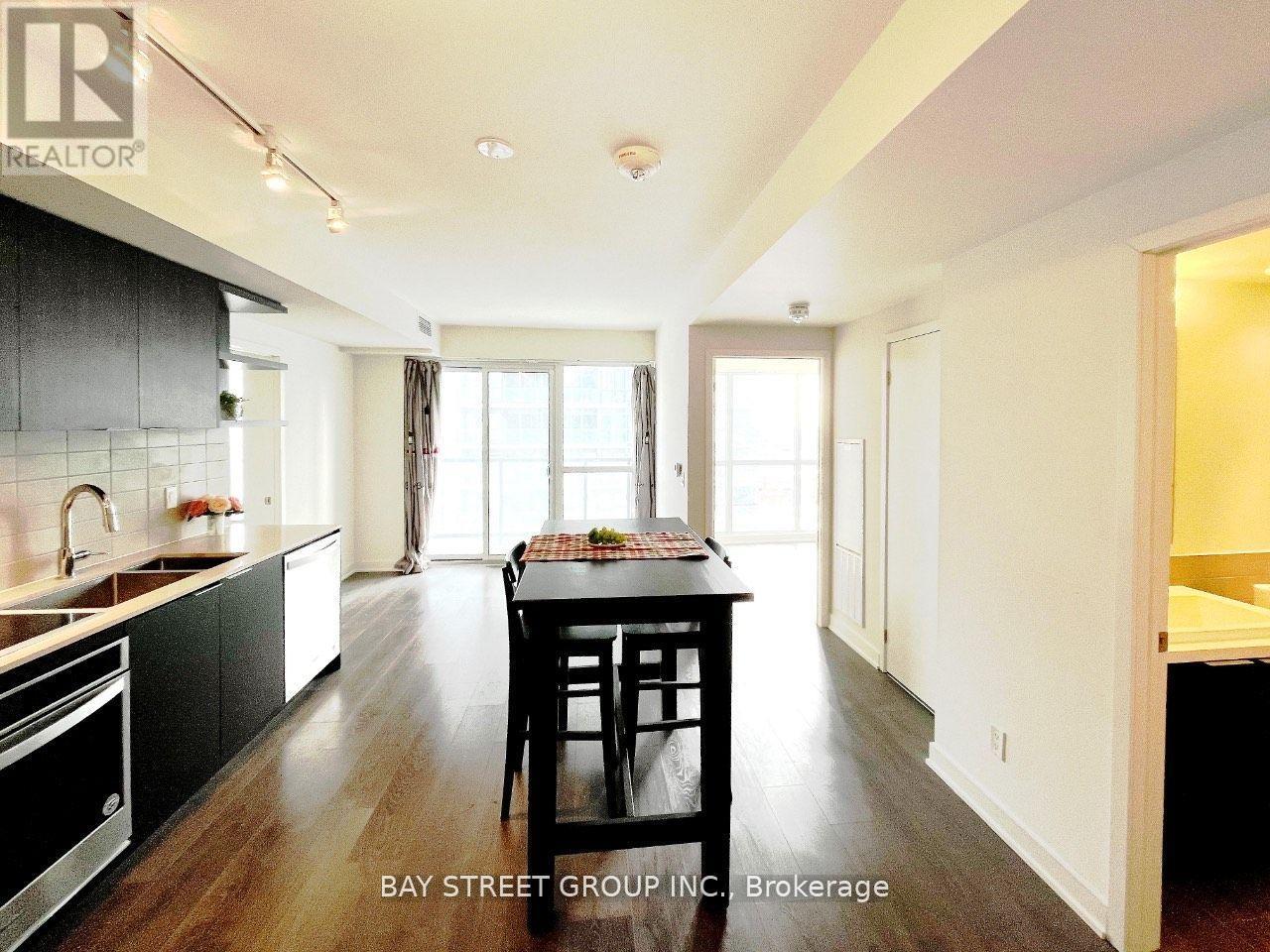 1108 - 6 Sonic Way, Toronto, Ontario  M3C 0P1 - Photo 5 - C12681762