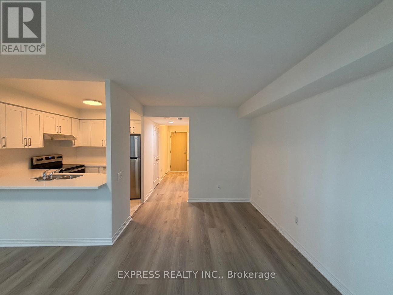 504 - 942 Yonge Street, Toronto, Ontario  M4W 3S8 - Photo 2 - C12681802