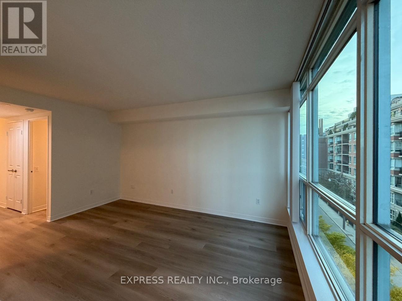 504 - 942 Yonge Street, Toronto, Ontario  M4W 3S8 - Photo 4 - C12681802