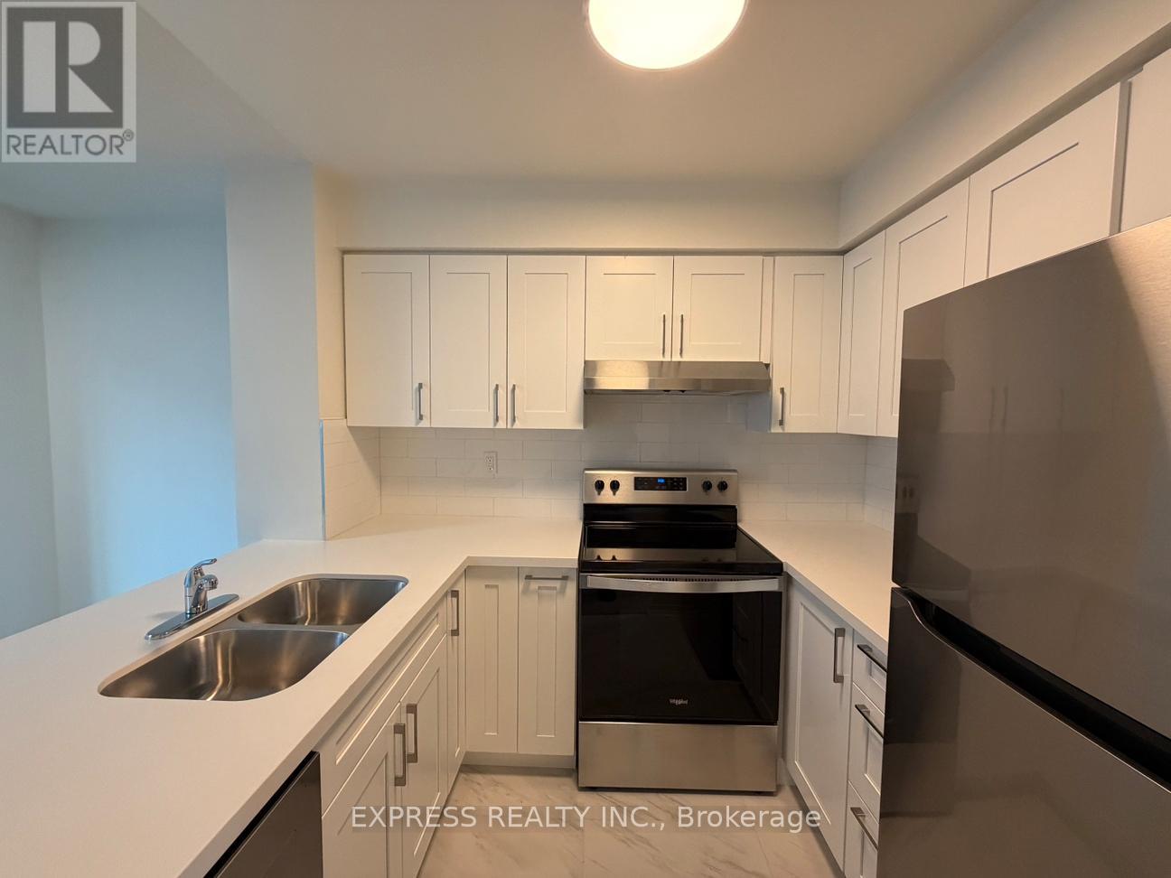 504 - 942 Yonge Street, Toronto, Ontario  M4W 3S8 - Photo 5 - C12681802