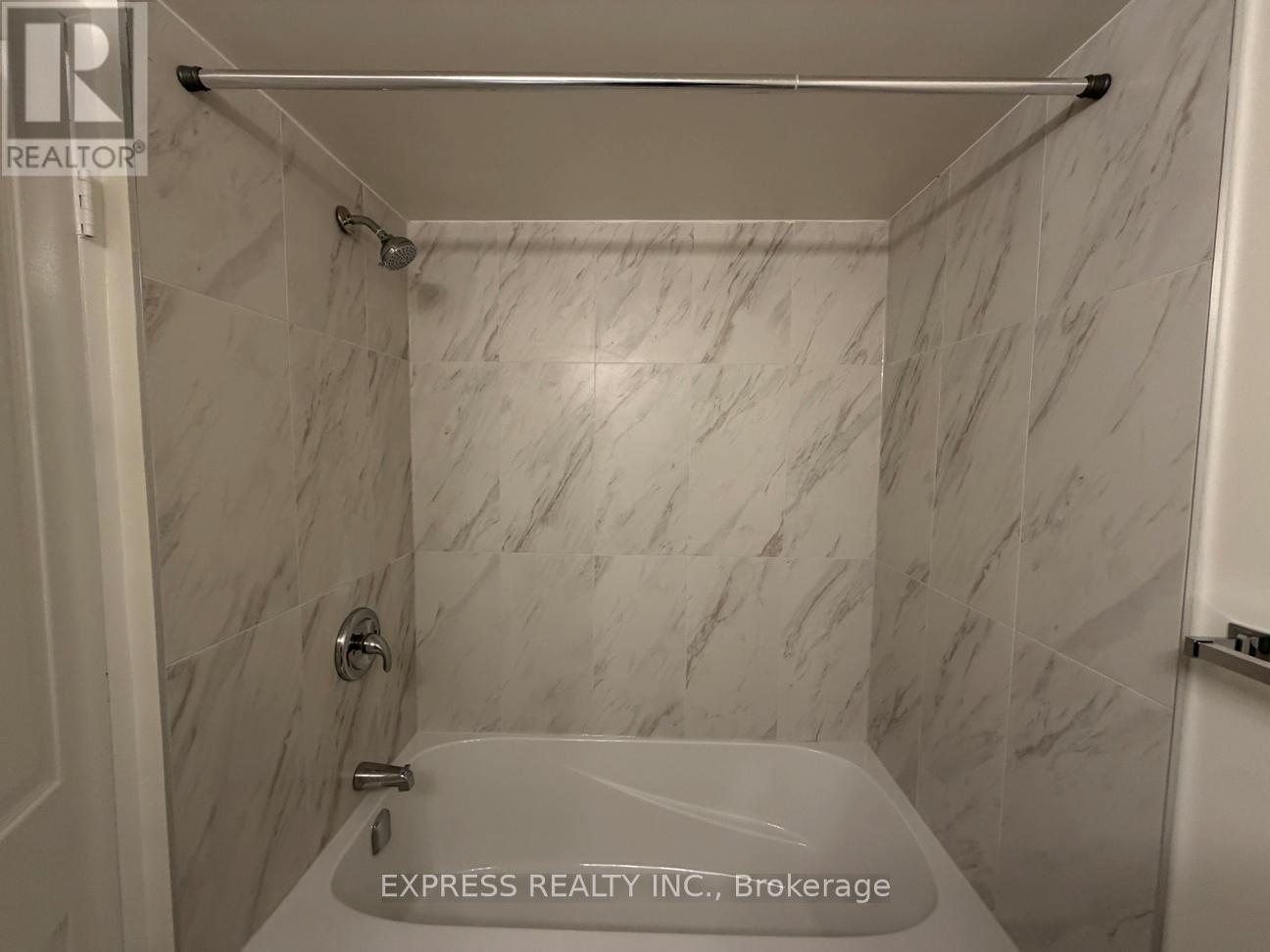 504 - 942 Yonge Street, Toronto, Ontario  M4W 3S8 - Photo 8 - C12681802