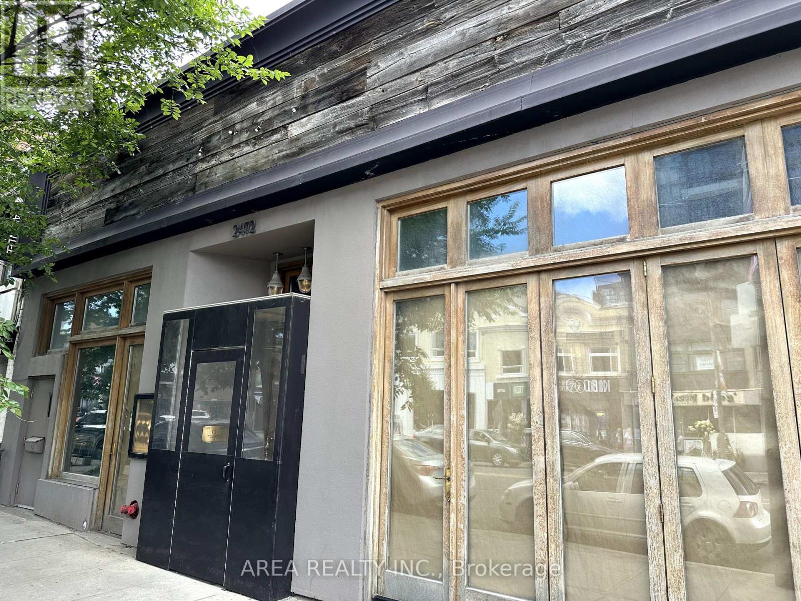 2472 YONGE STREET, Toronto, Ontario