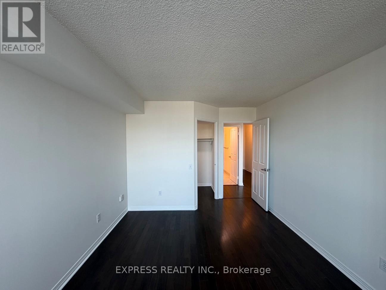 1212 - 942 Yonge Street, Toronto, Ontario  M4W 3S8 - Photo 10 - C12681916