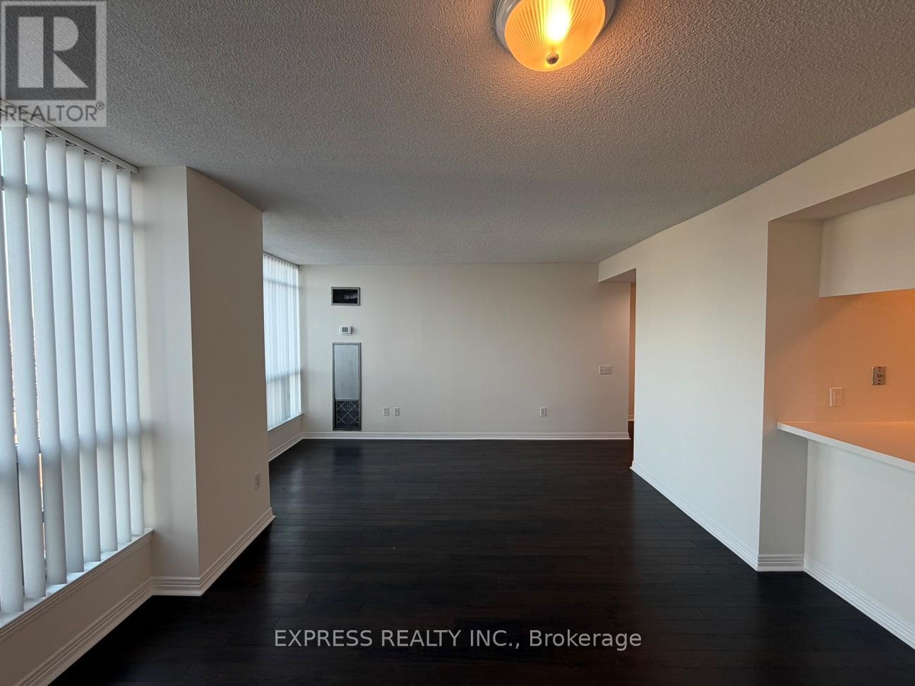 1212 - 942 Yonge Street, Toronto, Ontario  M4W 3S8 - Photo 5 - C12681916