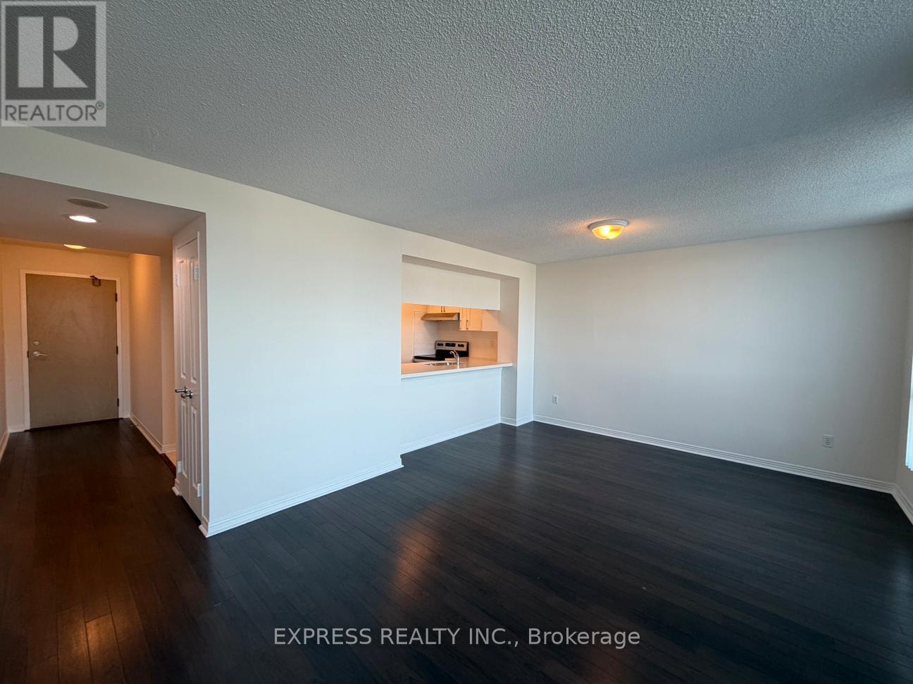 1212 - 942 Yonge Street, Toronto, Ontario  M4W 3S8 - Photo 8 - C12681916