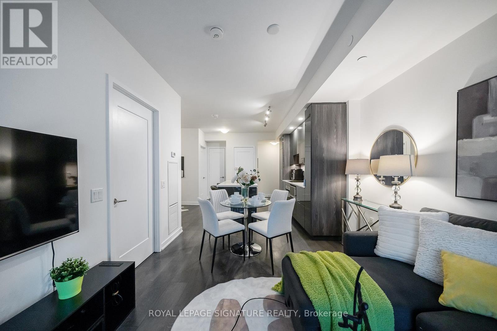 2410 - 28 FREELAND STREET, Toronto, Ontario