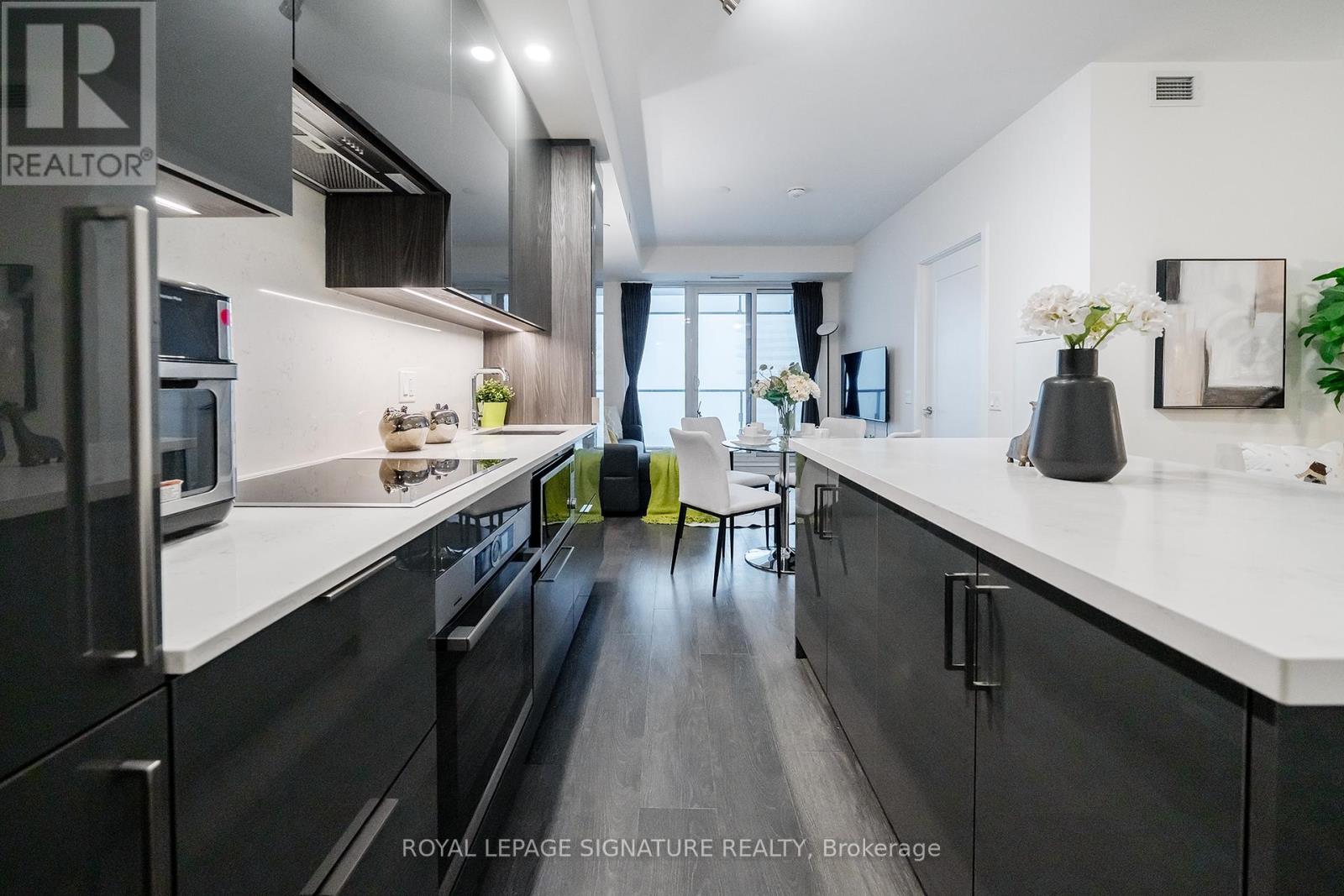 2410 - 28 Freeland Street, Toronto, Ontario  M5E 0E3 - Photo 14 - C12681922