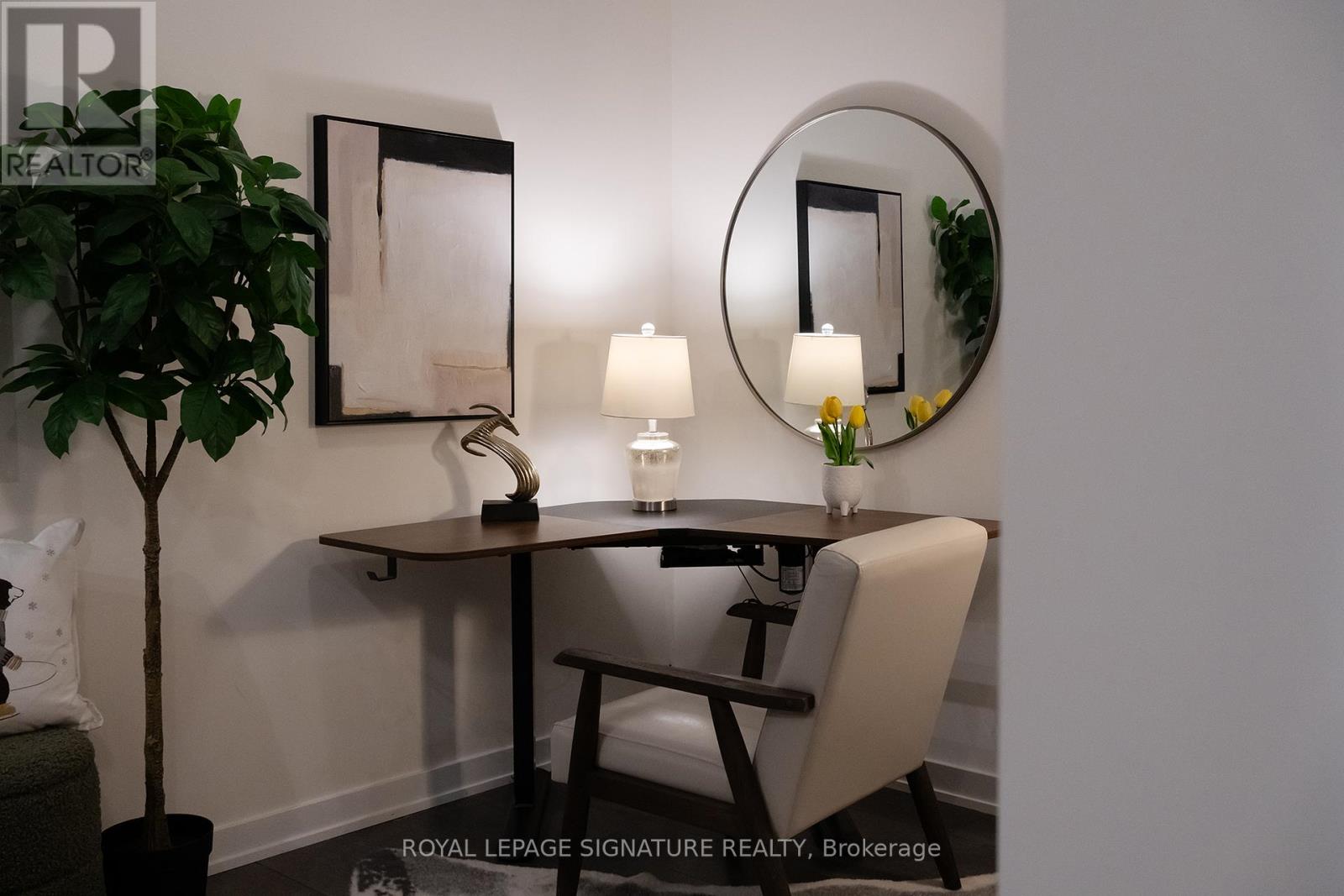 2410 - 28 Freeland Street, Toronto, Ontario  M5E 0E3 - Photo 19 - C12681922