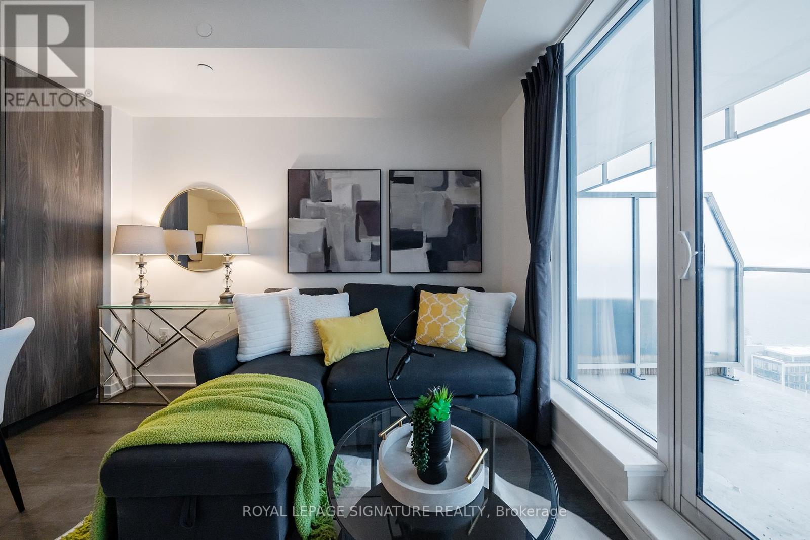 2410 - 28 Freeland Street, Toronto, Ontario  M5E 0E3 - Photo 2 - C12681922