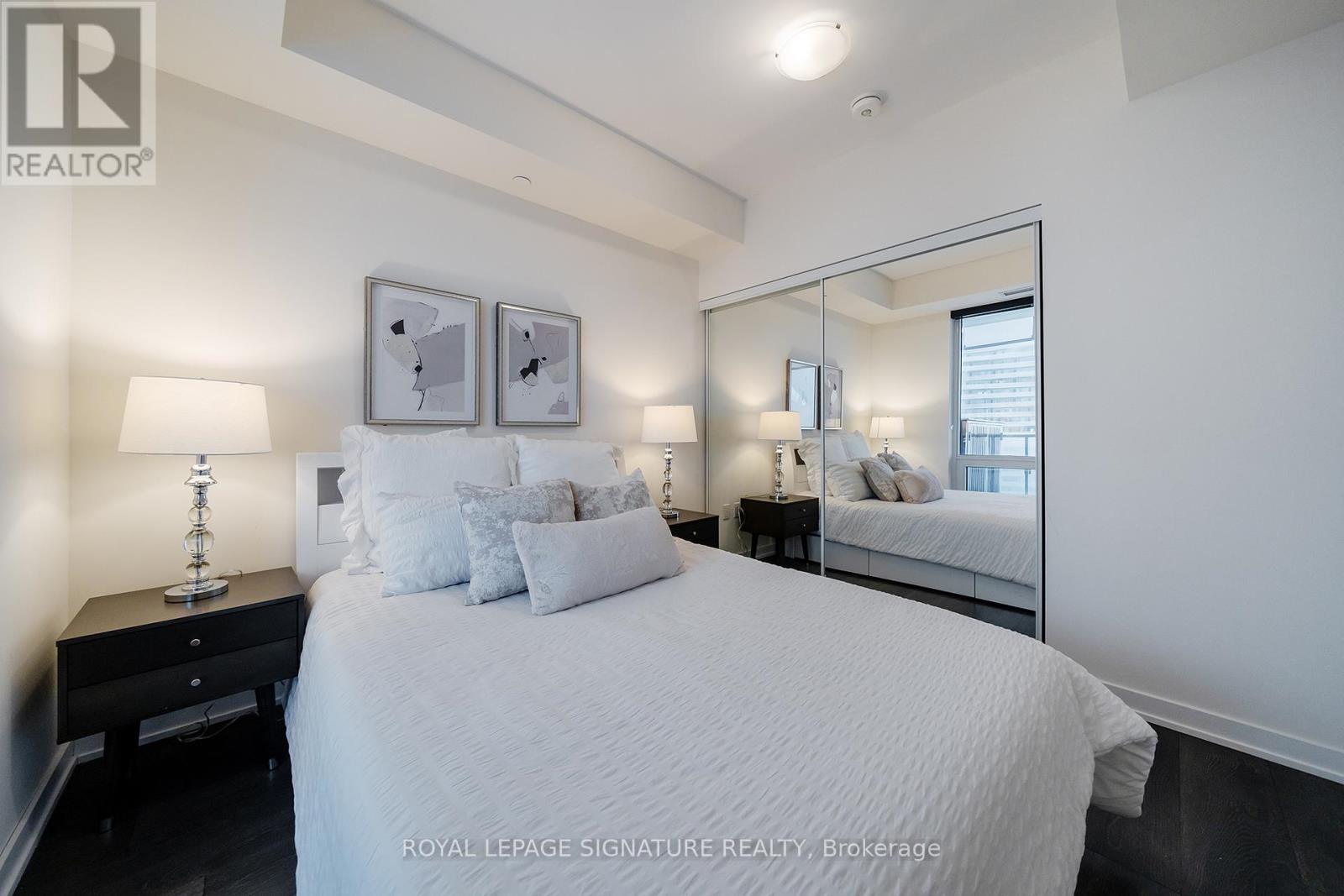 2410 - 28 Freeland Street, Toronto, Ontario  M5E 0E3 - Photo 21 - C12681922