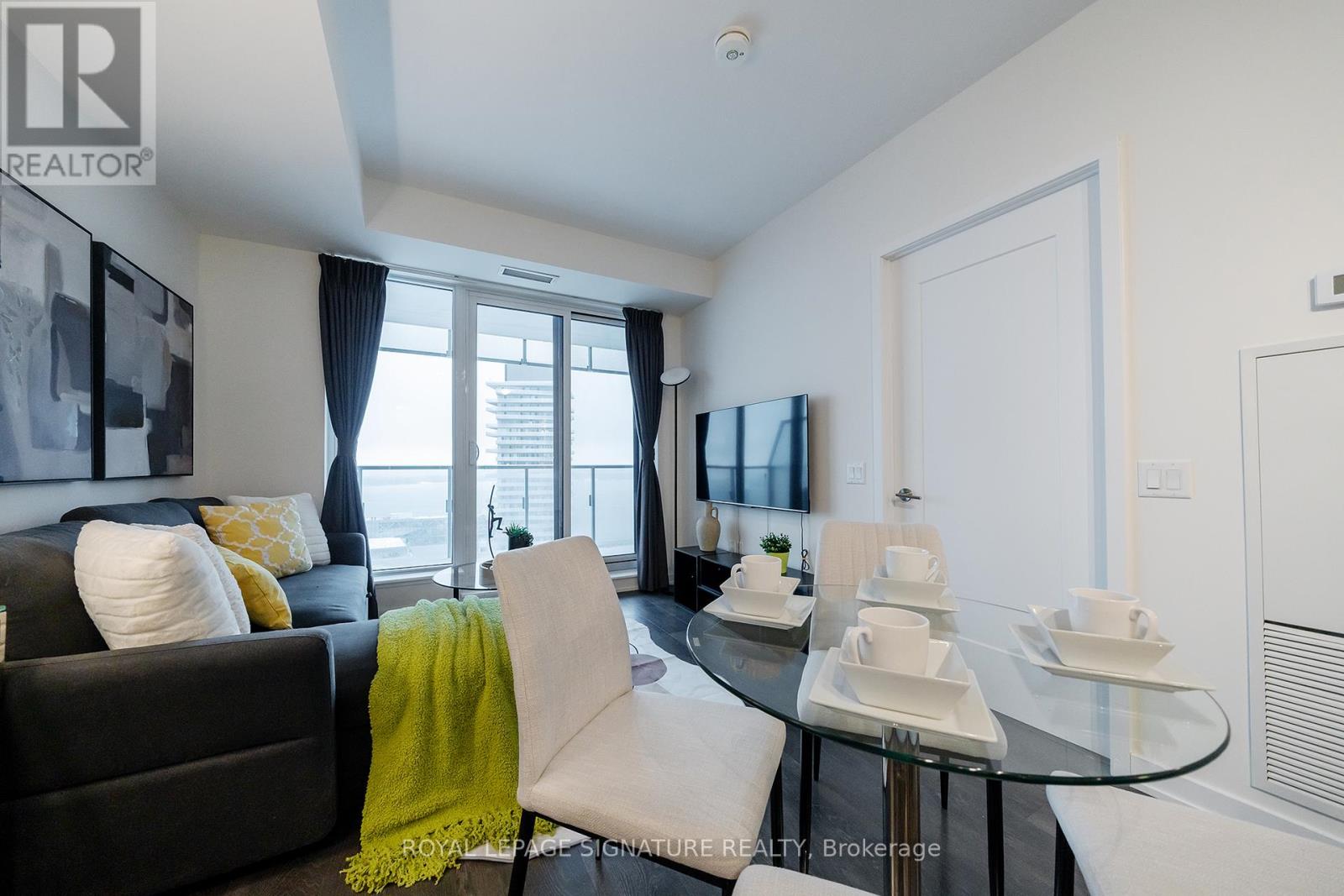 2410 - 28 Freeland Street, Toronto, Ontario  M5E 0E3 - Photo 7 - C12681922