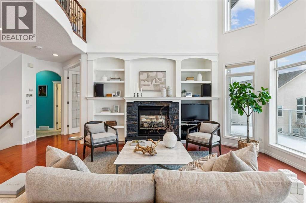 139 Discovery Ridge Way Sw, Calgary, Alberta  T3H 5G4 - Photo 5 - A2277657