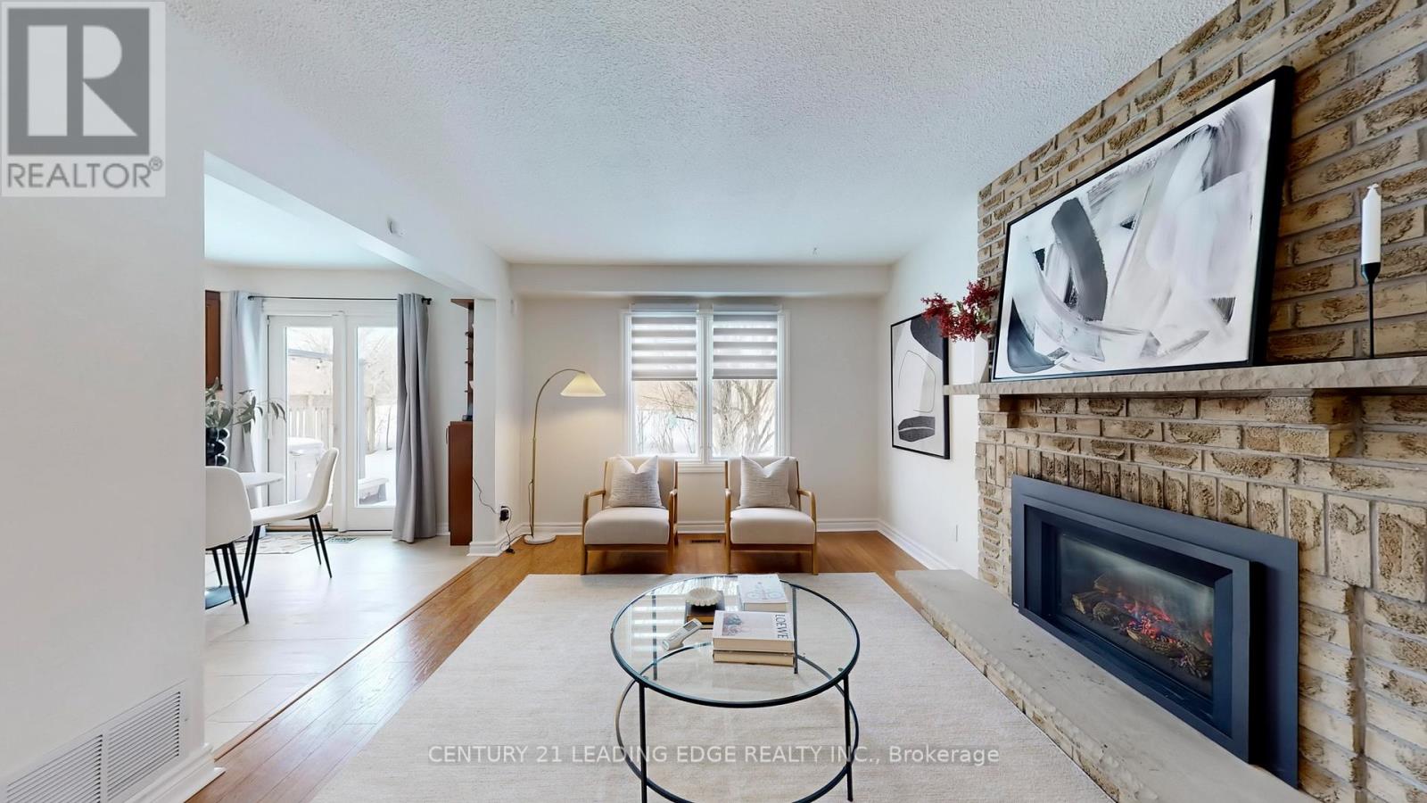 692 Amaretto Avenue, Pickering, Ontario L1X 1L6 - Photo 11 - E12681716