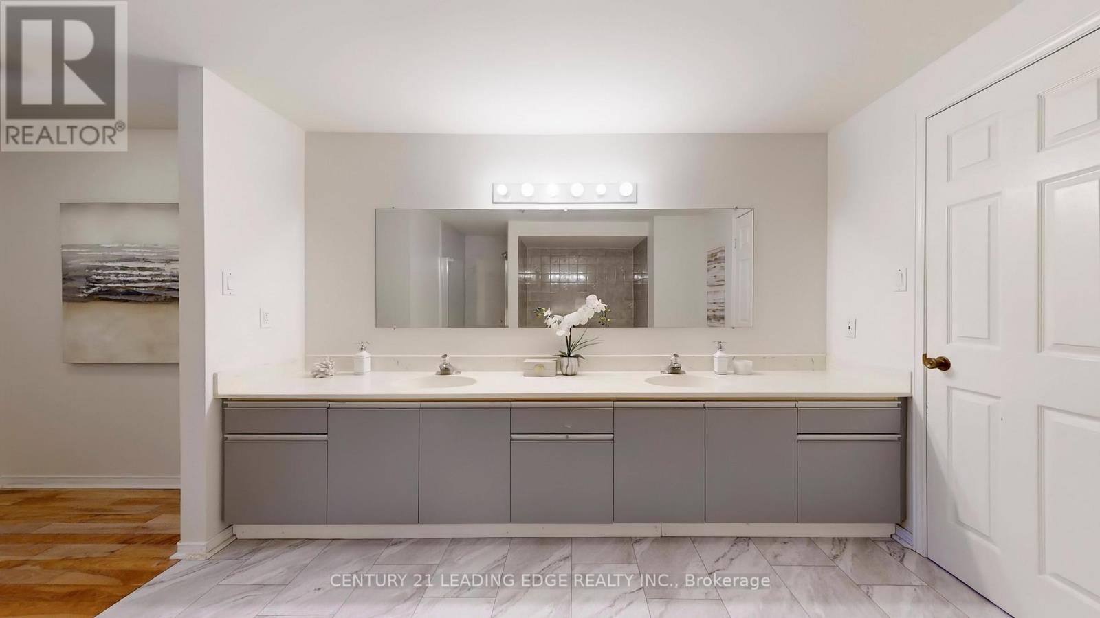 692 Amaretto Avenue, Pickering, Ontario L1X 1L6 - Photo 23 - E12681716