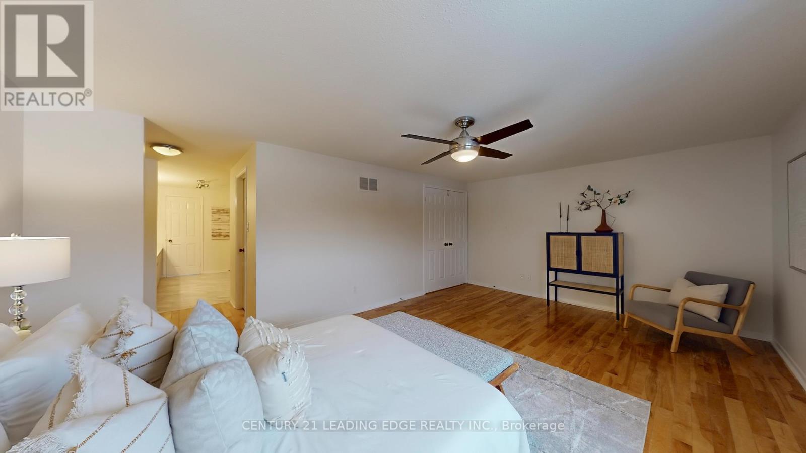 692 Amaretto Avenue, Pickering, Ontario L1X 1L6 - Photo 24 - E12681716