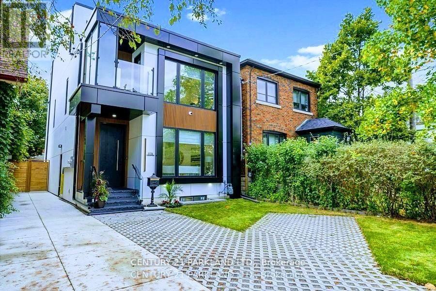 978 CARLAW AVENUE, Toronto, Ontario