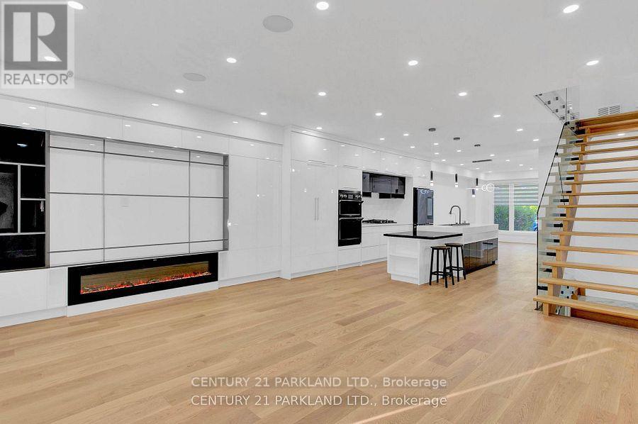 978 Carlaw Avenue, Toronto, Ontario  M4K 3M1 - Photo 10 - E12681800