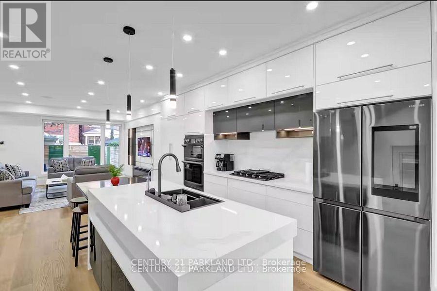 978 Carlaw Avenue, Toronto, Ontario  M4K 3M1 - Photo 6 - E12681800