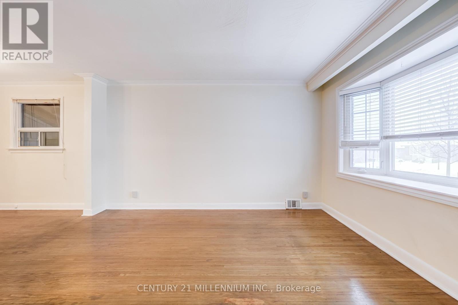 32 Century Drive, Toronto, Ontario  M1K 4J6 - Photo 4 - E12681804