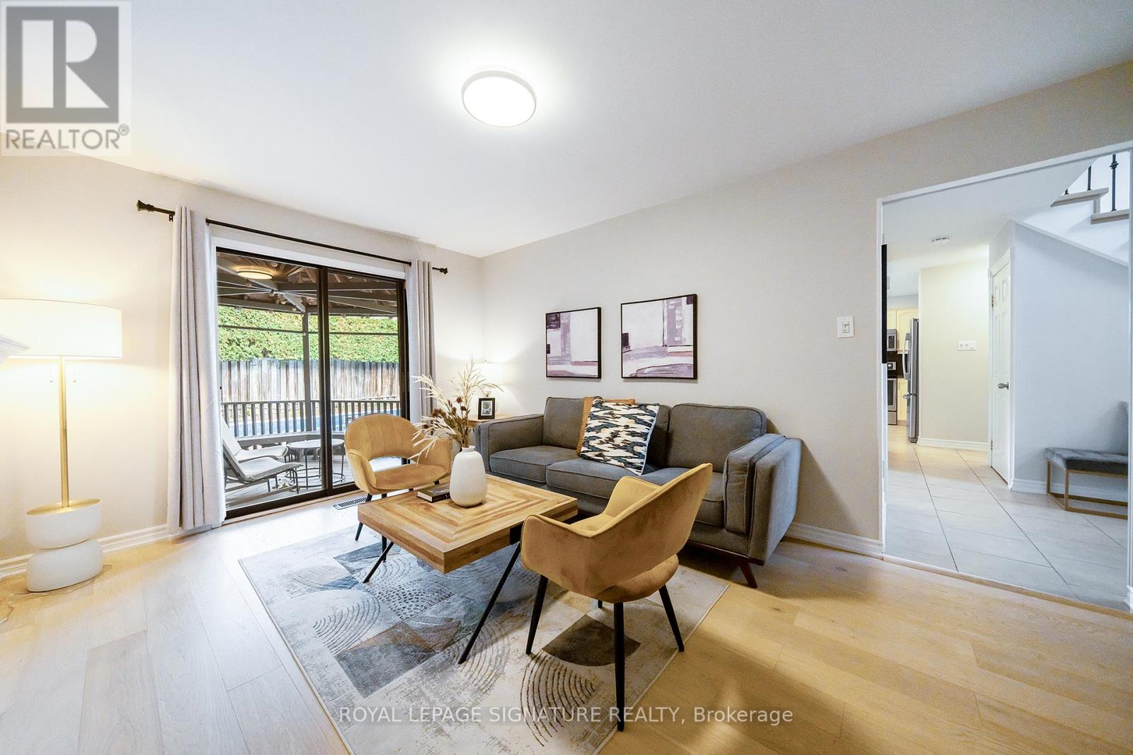 1239 Barnwood Square, Pickering, Ontario  L1X 1C6 - Photo 13 - E12681924