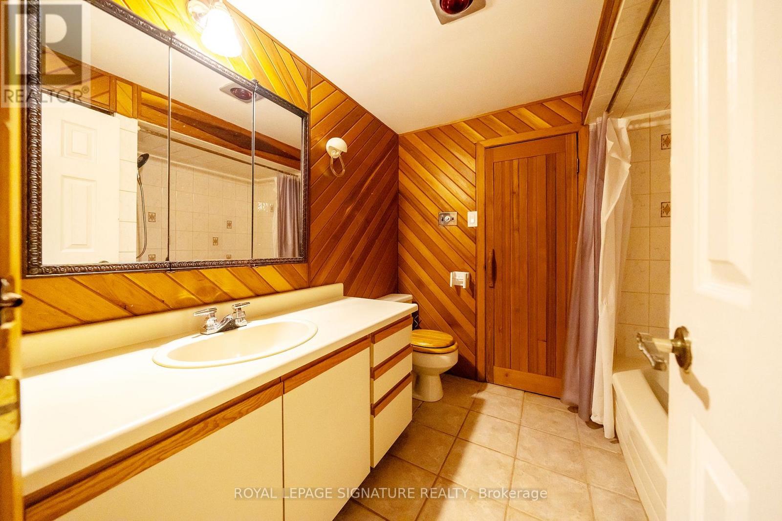 1239 Barnwood Square, Pickering, Ontario  L1X 1C6 - Photo 35 - E12681924