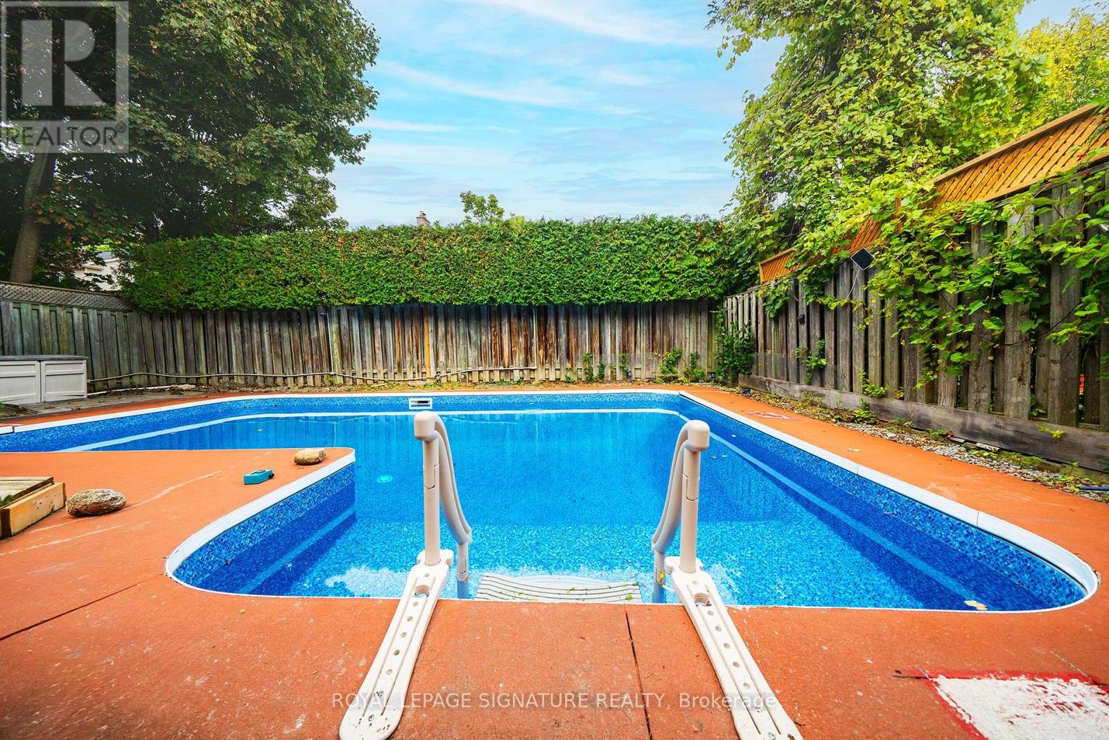 1239 Barnwood Square, Pickering, Ontario  L1X 1C6 - Photo 38 - E12681924