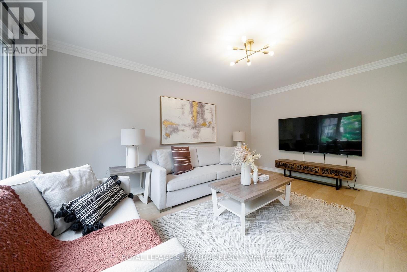 1239 Barnwood Square, Pickering, Ontario  L1X 1C6 - Photo 5 - E12681924