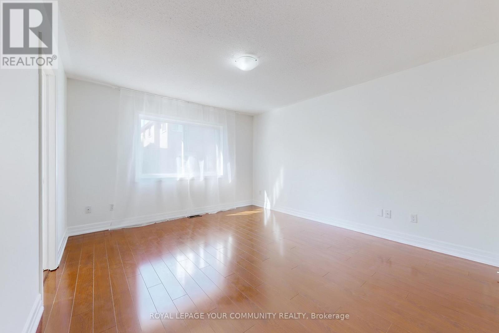 28 Fred Mason Street, Georgina, Ontario  L4P 0B2 - Photo 26 - N12681708