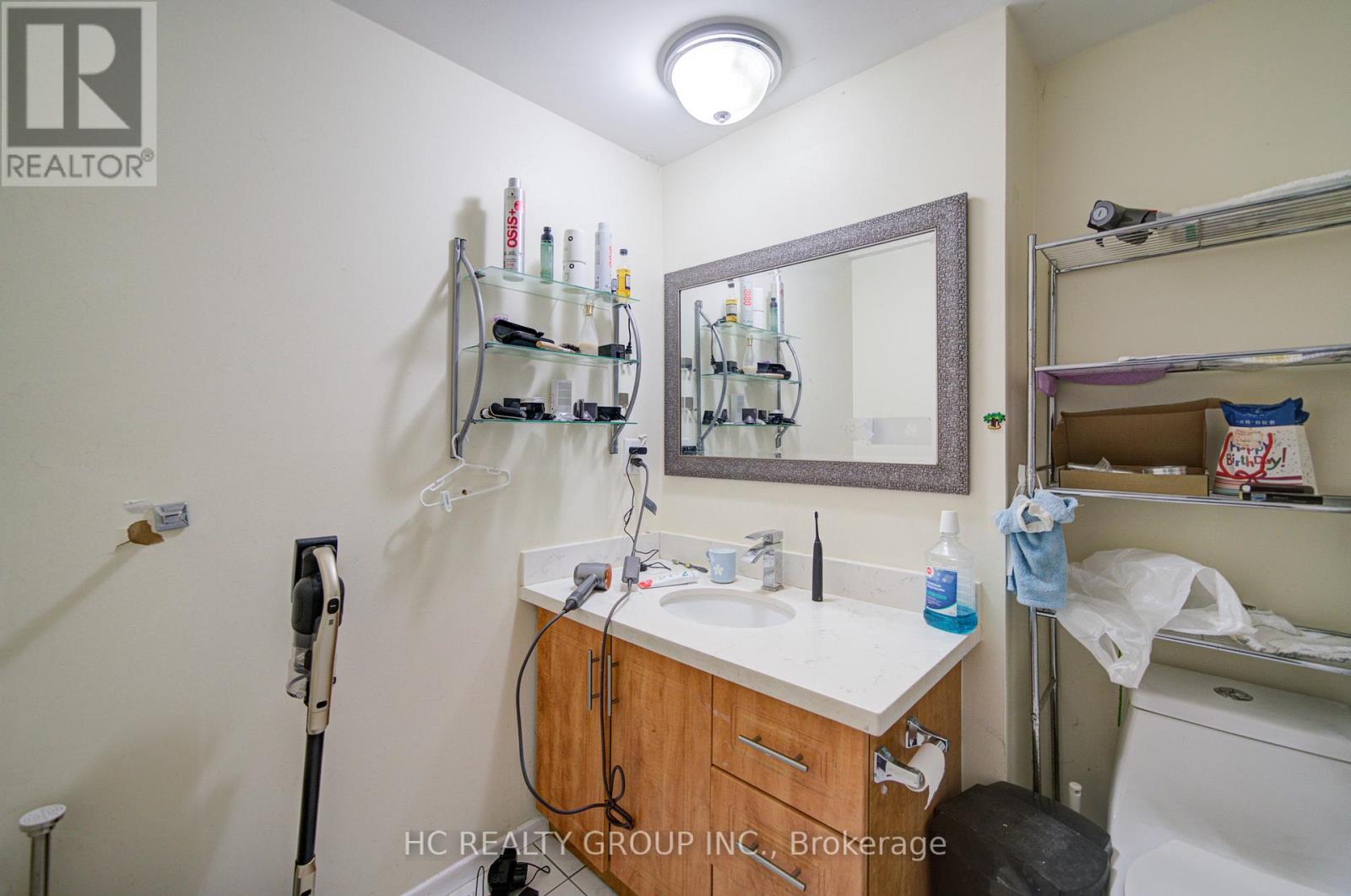 50 Lavron Court, Markham, Ontario  L3S 2P1 - Photo 17 - N12681712