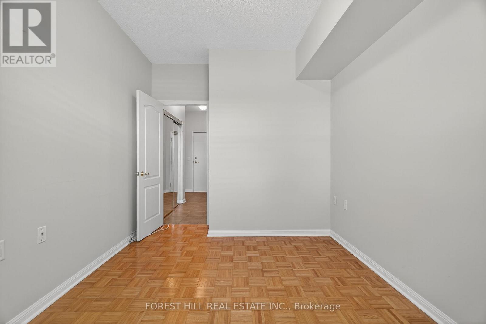 115 - 2500 Rutherford Road, Vaughan, Ontario  L4K 5N7 - Photo 23 - N12681812