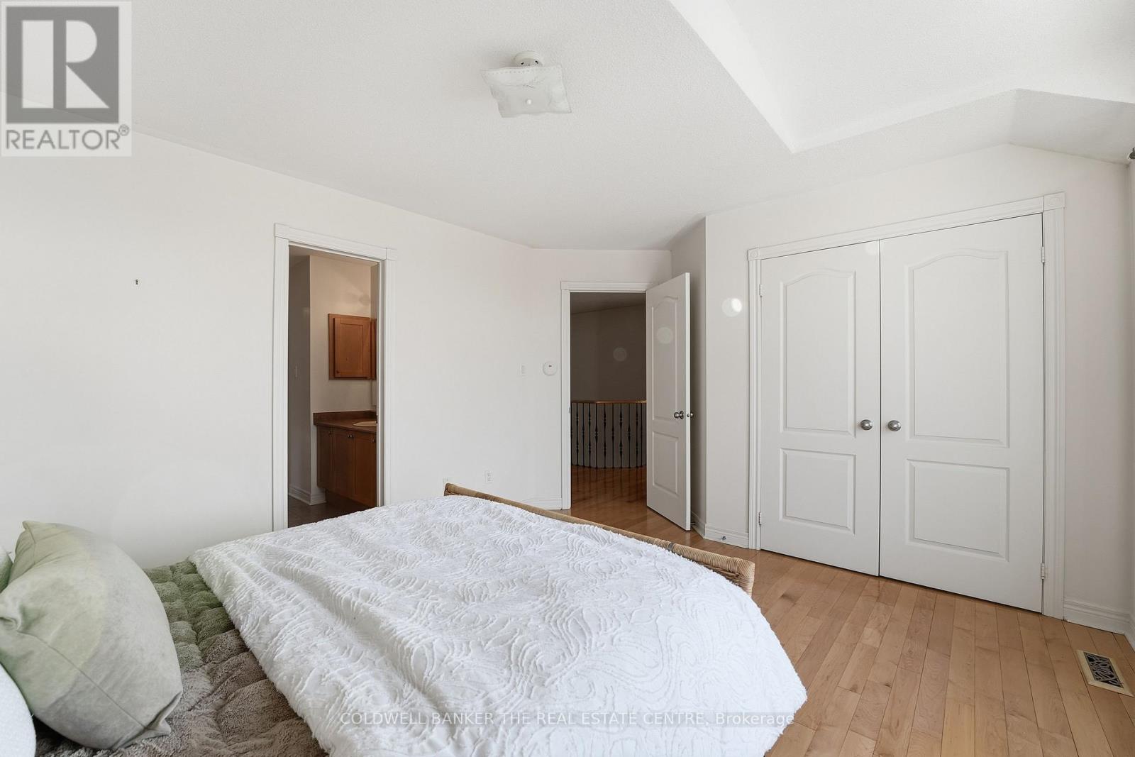 19 Deerhorn Crescent, Aurora, Ontario  L4G 6S4 - Photo 32 - N12681834