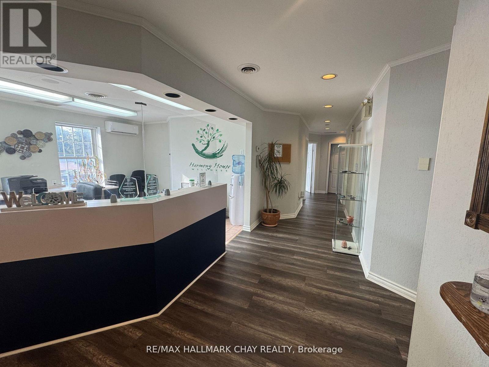 227 Eagle Street, Newmarket, Ontario  L3Y 1J8 - Photo 12 - N12681858